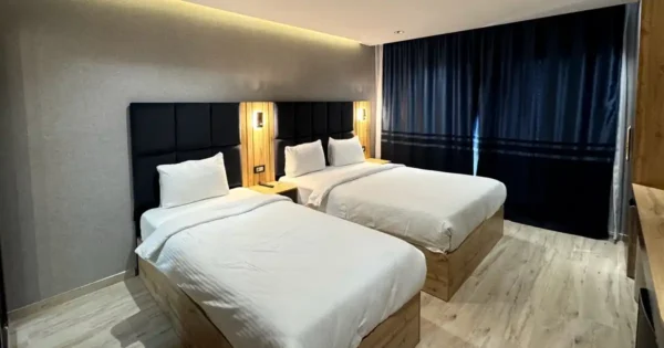 هتل کاراجا وان( HOTEL KARACA VAN)