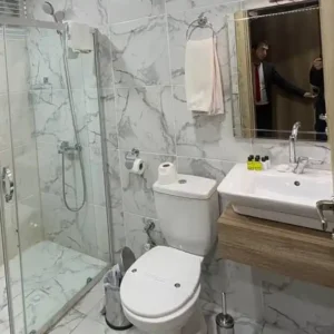 سرویس بهداشتی هتل مونتانا وان ستاره شرق آذرگشت